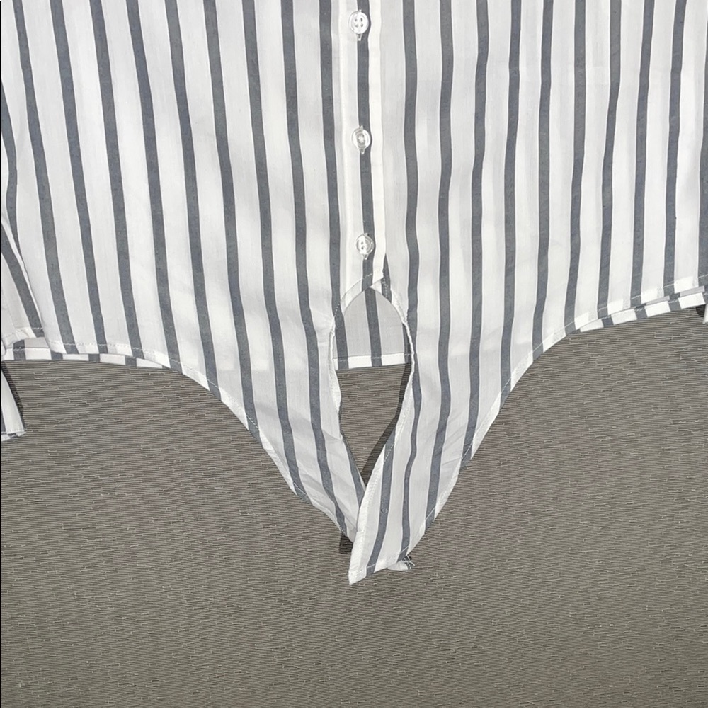 Cloth &‎ Stone Black and White Notched Collar Button Down Shirt - Picture 3 of 7